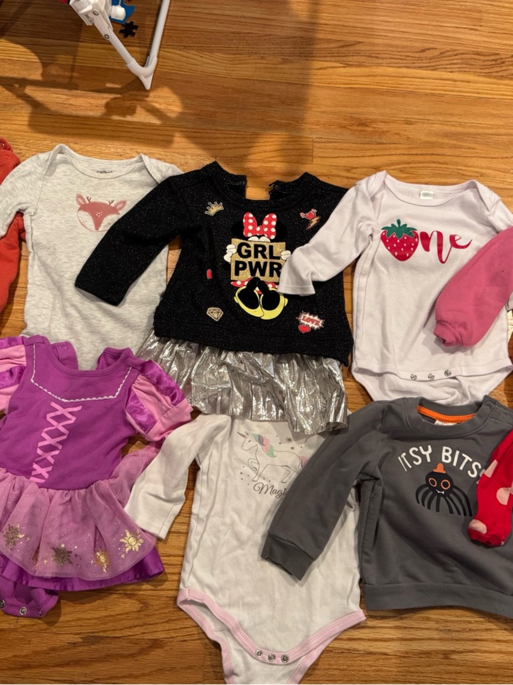 19pc BUNDLE Baby Girl 12Mos Clothes Onesies Bodysuits Tops & Pants, Footies
